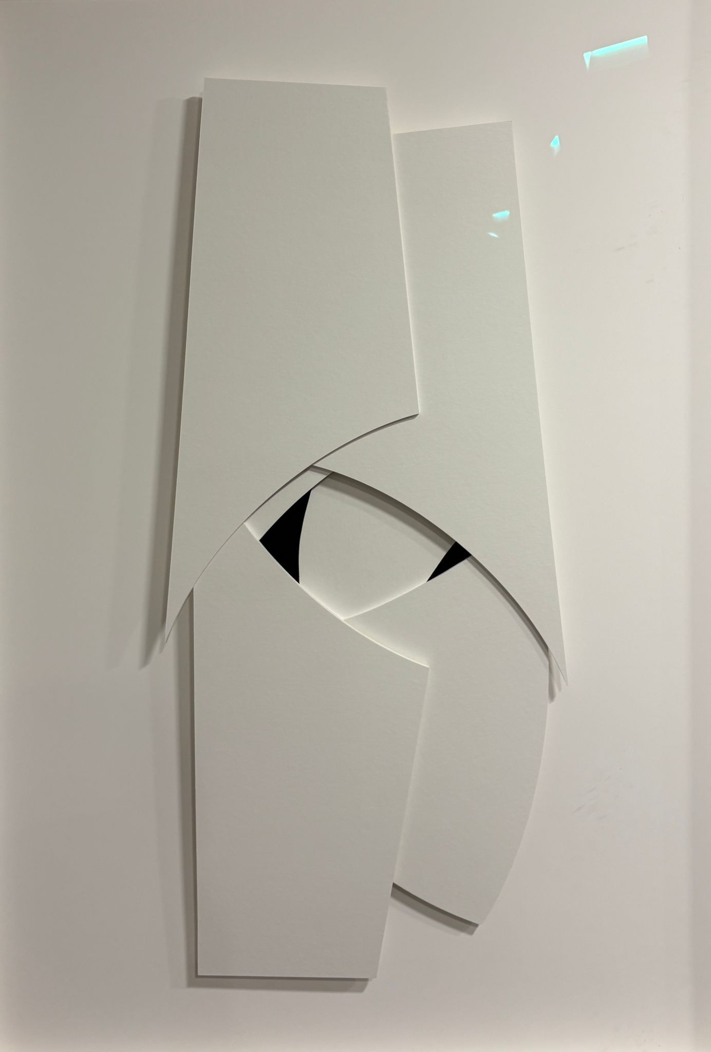 PASS-PARTOUT XI, RELIF WITH BLUE, 2023